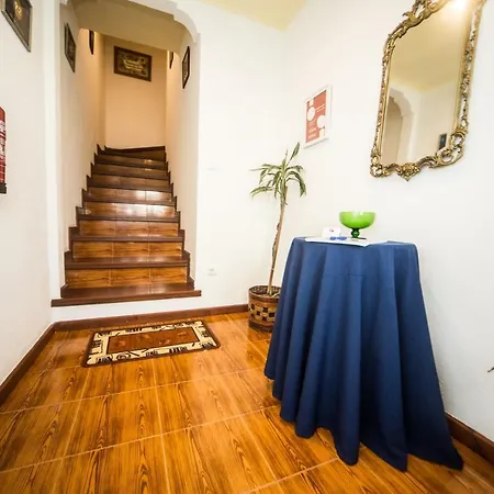 Lägenhet Al - Bairros Novos 24 Ponta Delgada