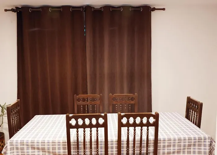 Al - Bairros Novos 24 아파트 *